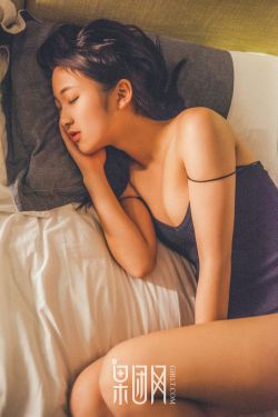 美女班主任让我爽了一夜视频